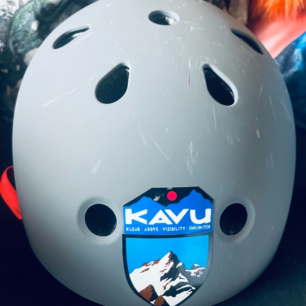 Climbing helmet